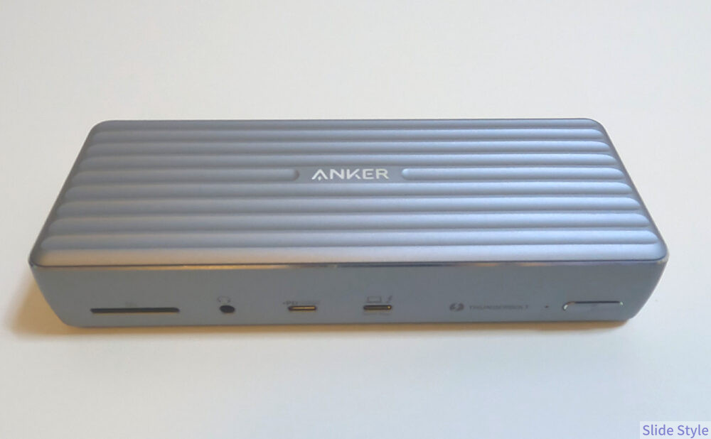 Anker PowerExpand Elite 12-in-1 Thunderbolt 4 Dock