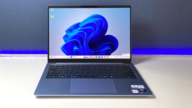正面_画面とキーボード