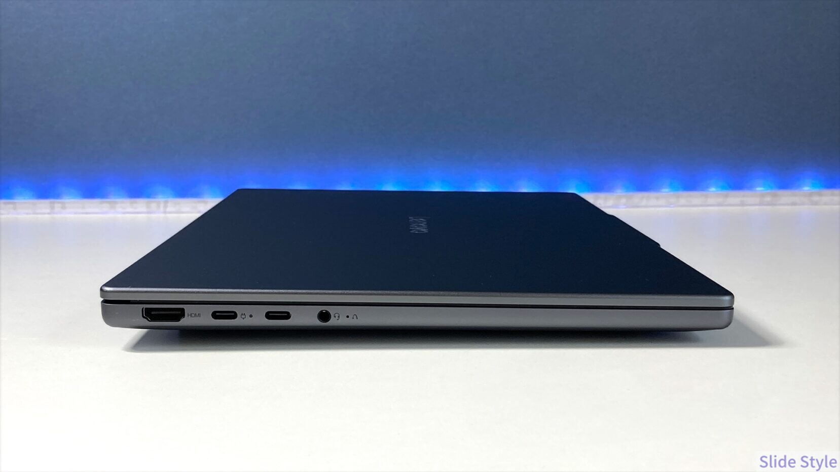 ノートPC左側端子部