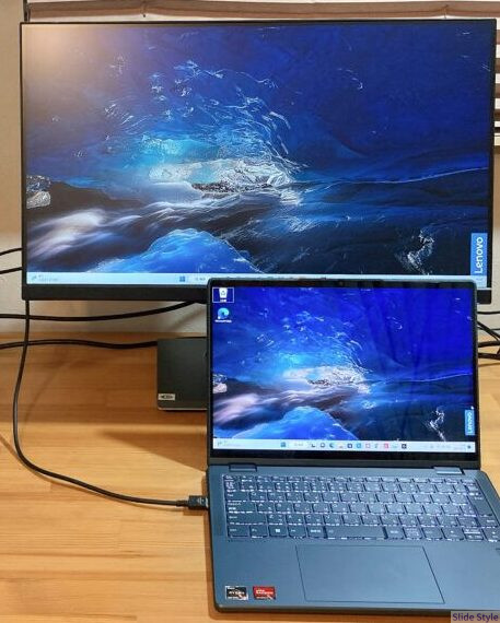 Mirroring a laptop to a display